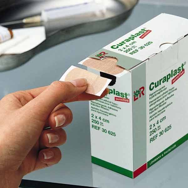 Curaplast Sensitive Injection Dressing 2x4cm 250pc Roll